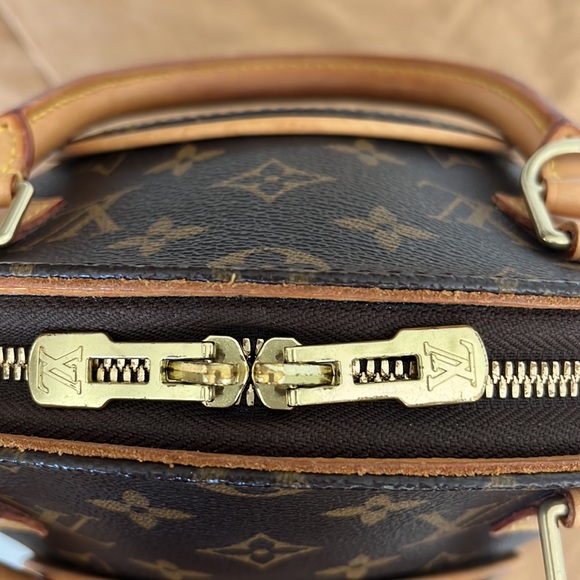 LOUIS VUITTON Monogram Ellipse MM Handbag - Picture 11 of 11